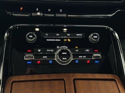 Used 2023 Lincoln Navigator Black Label AWD/4WD image 65
