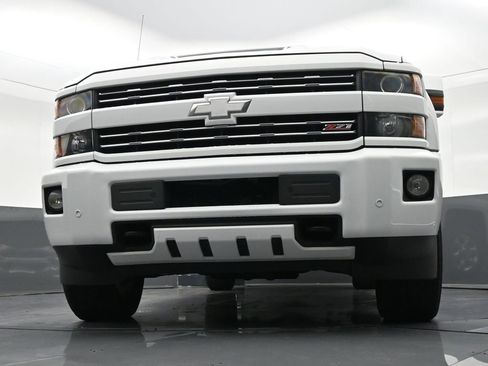 Used 2018 Chevrolet Silverado 2500 LTZ w/ Duramax Plus Package image 30