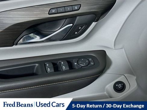 Used 2020 GMC Terrain SLT w/ Preferred Package image 20