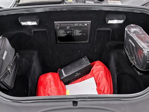 Used 2022 Ferrari F8 Tributo RWD image 13