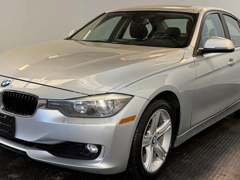 Used 2012 BMW 328i Sedan RWD image 4