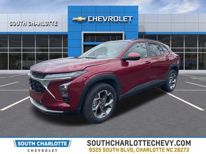 Used 2025 Chevrolet Trax LT