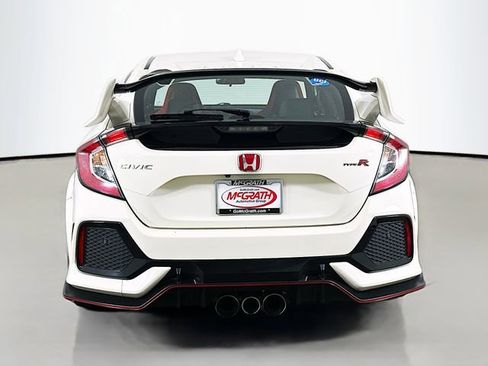 Certified 2018 Honda Civic Type R image 17