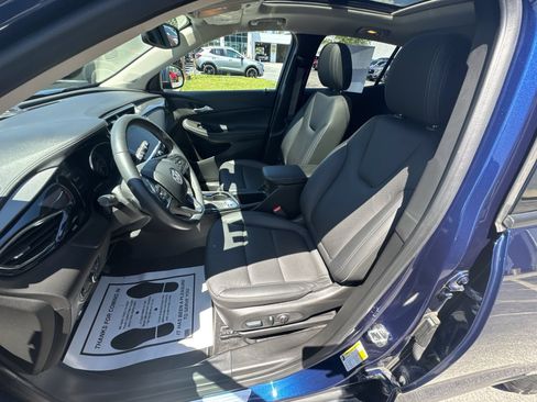 Certified 2023 Buick Encore GX Essence w/ Experience Buick Package FWD image 20