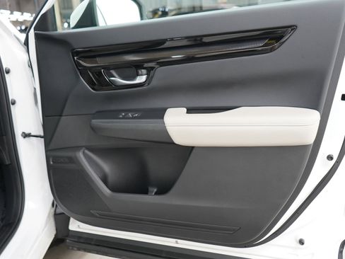 Used 2024 Honda CR-V EX-L image 9