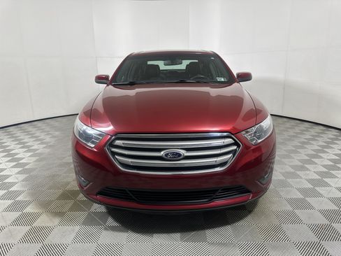 Used 2013 Ford Taurus SEL FWD image 2