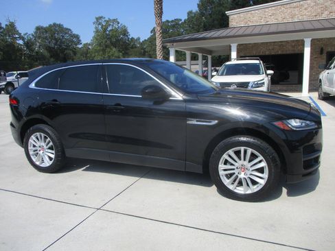 Used 2018 Jaguar F-PACE Prestige AWD/4WD image 17