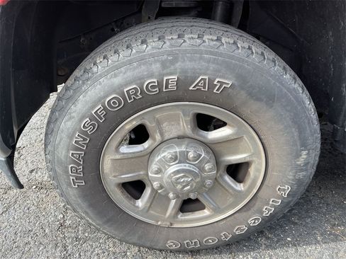 Used 2020 RAM 2500 Tradesman image 2