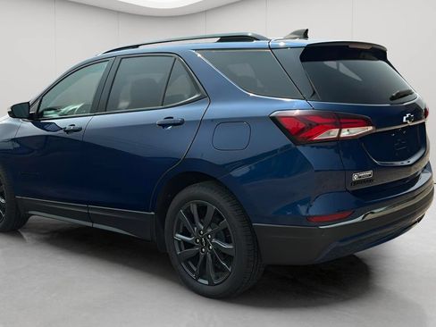Used 2023 Chevrolet Equinox RS w/ RS Leather Package FWD image 8