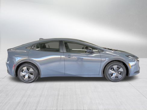 Certified 2025 Toyota Prius LE image 9