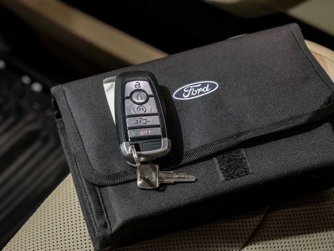 Used 2018 Ford F250 Lariat w/ Lariat Ultimate Package image 68