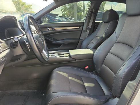 Used 2020 Honda Accord Sport image 12