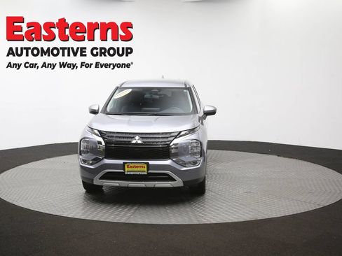 Used 2023 Mitsubishi Outlander SE AWD/4WD image 53