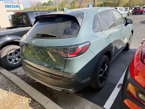 Used 2023 Honda HR-V Sport image 6