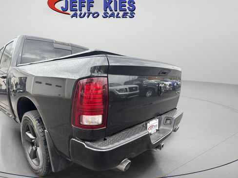 Used 2017 RAM 1500 Sport w/ Black Ram 1500 Sport Group AWD/4WD image 7