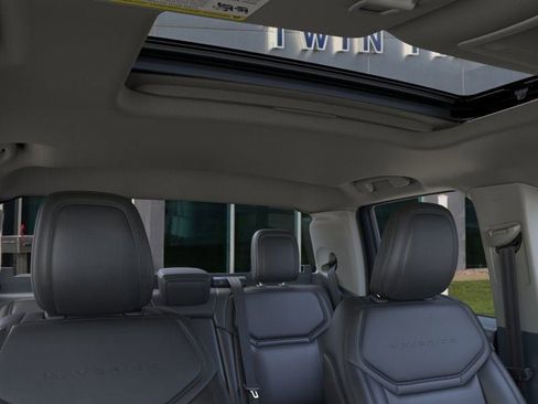 New 2026 Ford Maverick Lariat w/ Black Appearance Package image 12