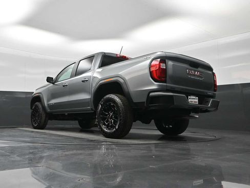New 2026 GMC Canyon Elevation w/ Convenience Package image 22