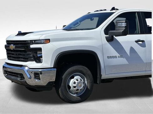 New 2025 Chevrolet Silverado 3500 W/T w/ WT Convenience Package image 26