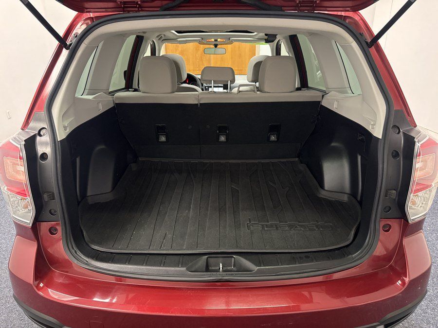 Used 2017 Subaru Forester 2.5i Premium w/ All-Weather Package AWD/4WD image 15