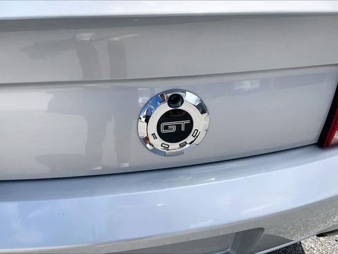 Used 2006 Ford Mustang GT Premium RWD image 29
