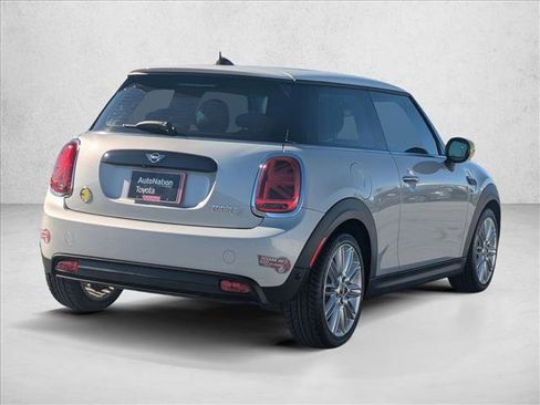Used 2023 MINI Cooper SE image 5