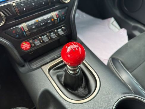 Used 2016 Ford Mustang Shelby GT350 w/ Technology Package image 36