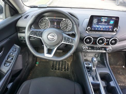 Used 2025 Nissan Sentra SV w/ All-Weather Package FWD image 6