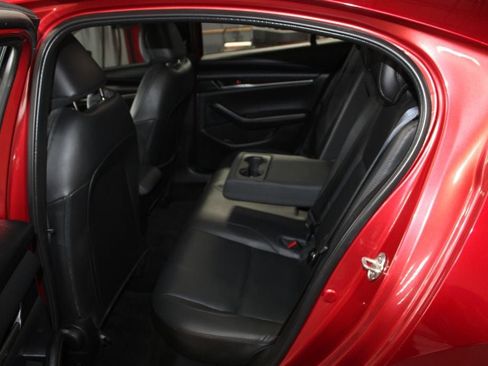 Used 2023 MAZDA MAZDA3 s FWD image 18
