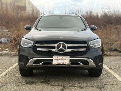 Used 2020 Mercedes-Benz GLC 300 4MATIC image 3