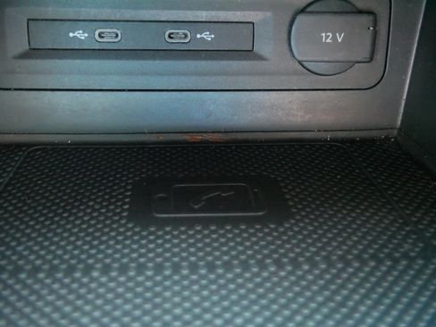Used 2023 Volkswagen Atlas SEL AWD/4WD image 31