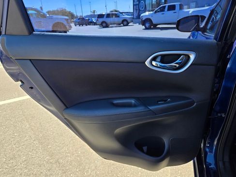 Used 2019 Nissan Sentra SV w/ Exterior Package image 33