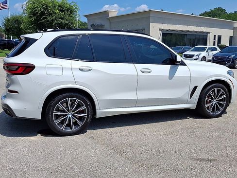 Used 2021 BMW X5 xDrive40i w/ M Sport Package AWD/4WD image 9