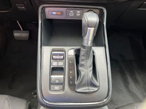 Certified 2025 Honda CR-V EX image 28