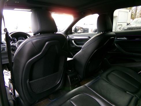Used 2018 BMW X2 sDrive28i w/ M SportX Package image 16