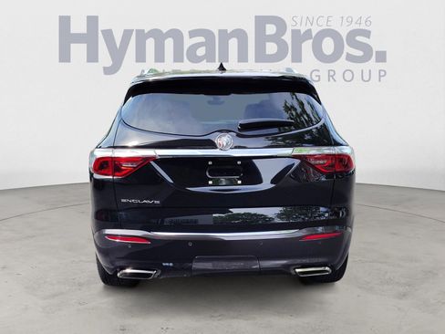 Used 2023 Buick Enclave Premium w/ Experience Buick Package FWD image 4