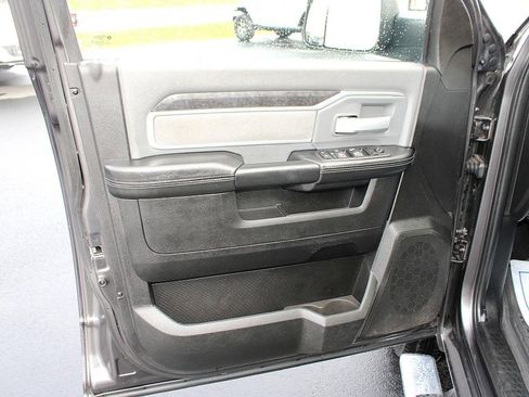 Used 2022 RAM 3500 Big Horn w/ Level C Equiment Group image 11