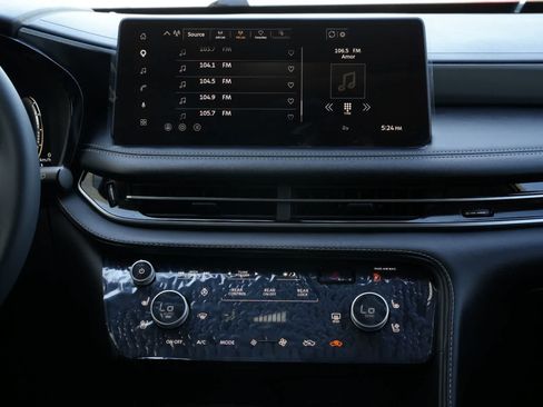 New 2027 INFINITI QX60 Luxe w/ Cargo Package FWD image 13