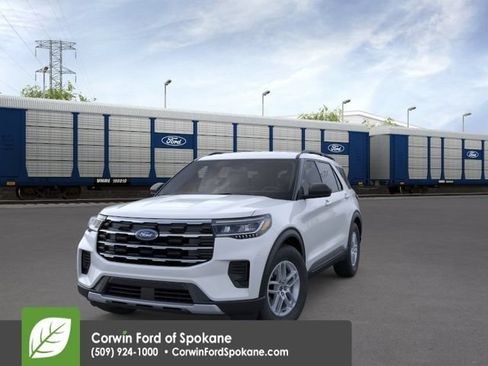 New 2026 Ford Explorer Active AWD/4WD image 4