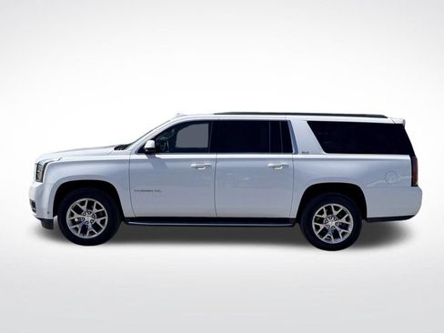 Used 2018 GMC Yukon XL SLT w/ HD Trailering Package RWD image 3