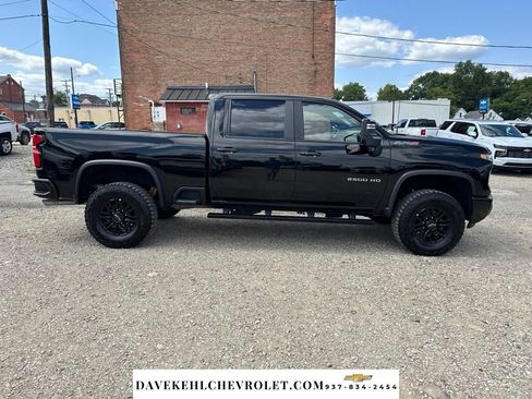 Used 2025 Chevrolet Silverado 2500 ZR2 AWD/4WD image 6