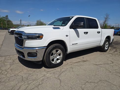 New 2026 RAM 1500 Big Horn AWD/4WD image 9