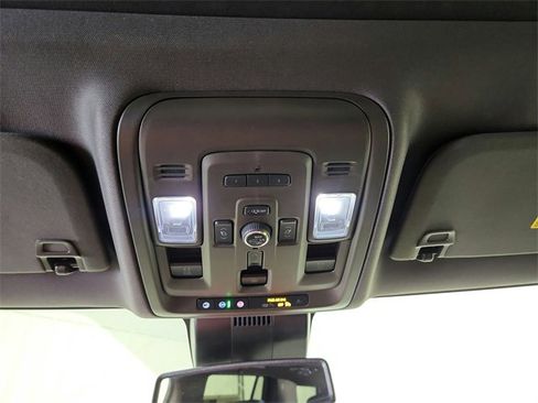 Used 2023 GMC Yukon Denali image 23