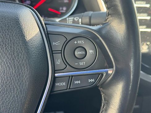 Used 2020 Toyota Camry XSE FWD image 26