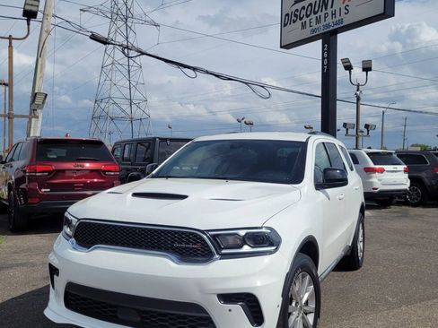 Used 2023 Dodge Durango SXT image 1