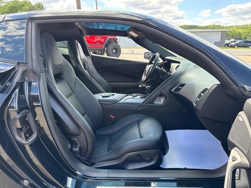 Used 2016 Chevrolet Corvette Stingray Coupe RWD image 37