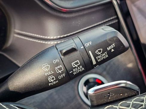 Certified 2024 Jeep Grand Cherokee L Overland w/ Advanced Protech Group III image 21