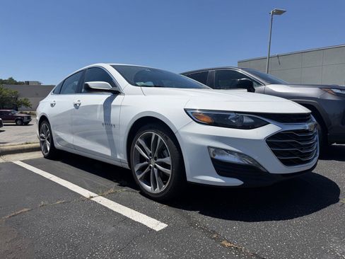 Used 2023 Chevrolet Malibu LT FWD image 12