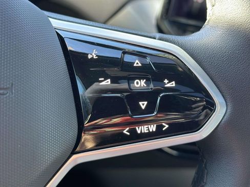 Used 2023 Volkswagen ID.4 Pro S Plus image 20