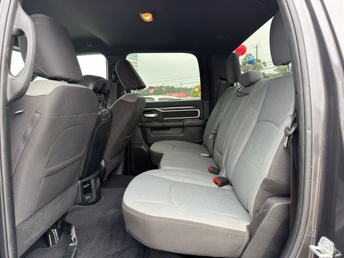 Used 2024 RAM 2500 Big Horn AWD/4WD image 27