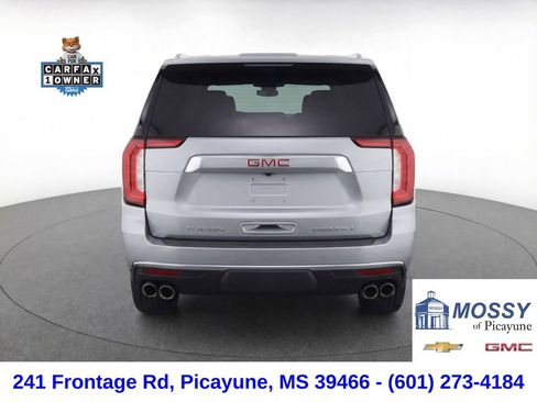 Used 2023 GMC Yukon XL Denali w/ Denali Reserve Package image 4